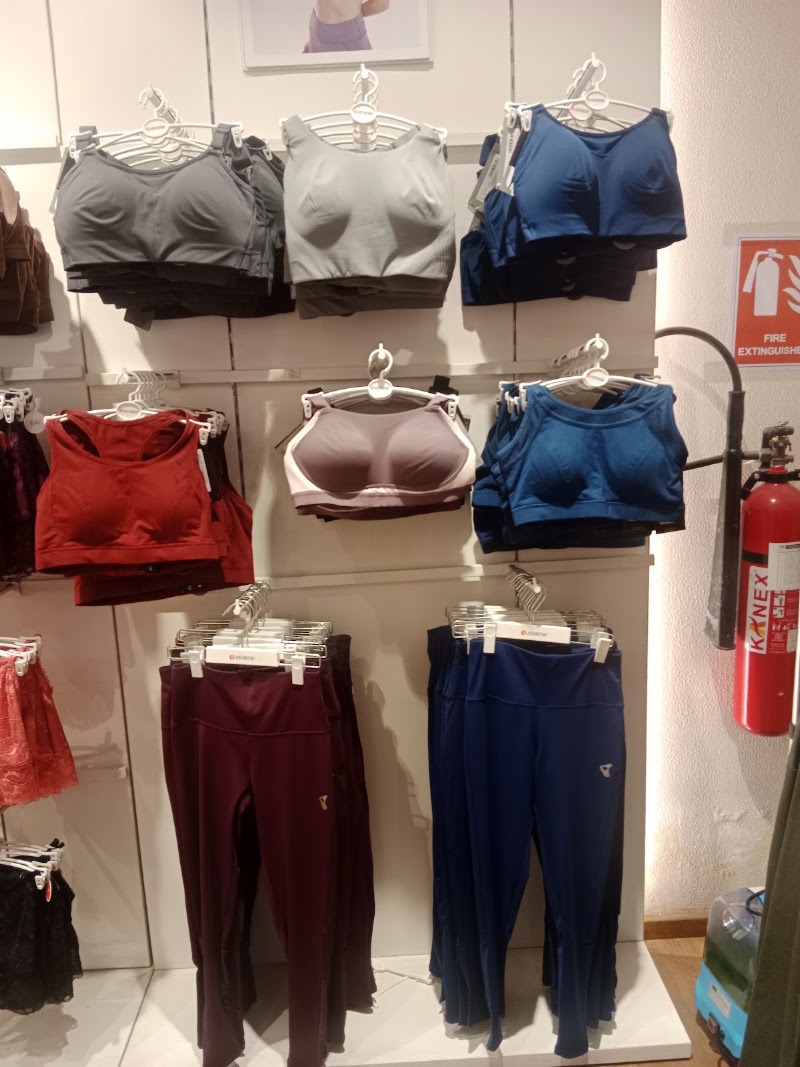 Zivame - Lake City Mall, Udaipur - Zivame - Lake City Mall, Udaipur Porwal Ki Bari, 09 /1, Lakecity Mall Rd, Ashok Nagar, Udaipur, Rajasthan 313001, India