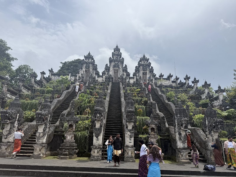 The Gate Enter to Lempuyang Temple - The Gate Enter to Lempuyang Temple, JJ5H+MRV, Tri Buana, Abang, Karangasem Regency, Bali 80852, Indonesia