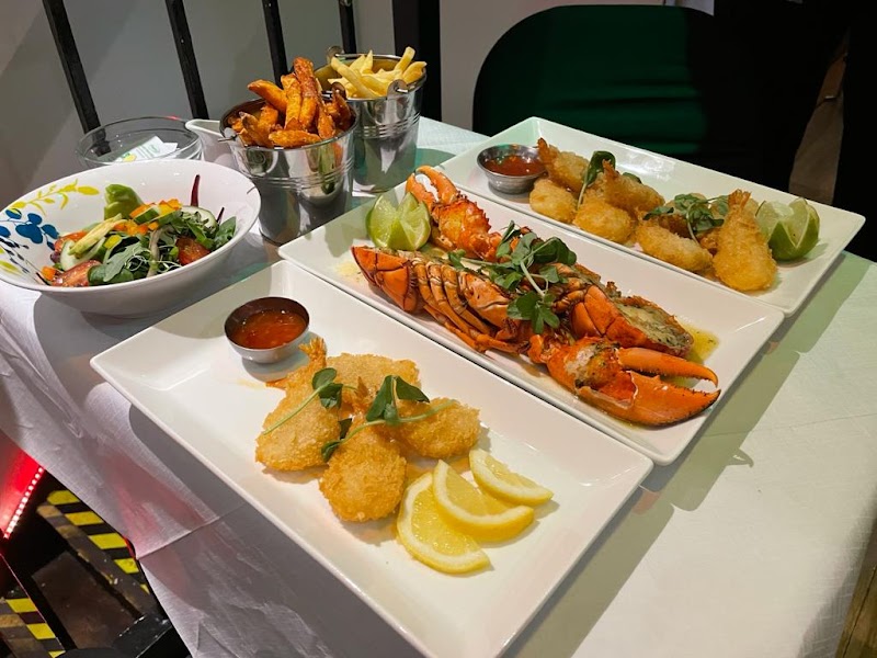 Barry's Bar - Barry's Bar, 91 Norwood High St, Norwood, London SE27 9JS, UK