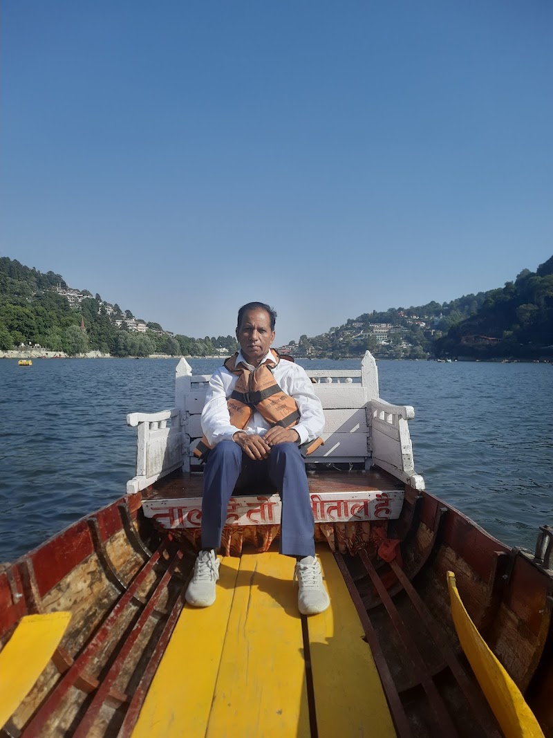 Lake Yacht Boat Stand - Lake Yacht Boat Stand, 9FR5+535, Mall Rd, Mallital, Nainital, Uttarakhand 263001, India