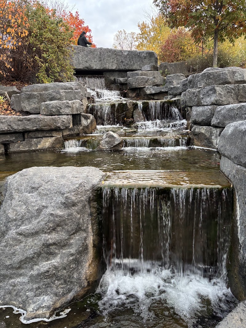 Mount Royal Park - Mount Royal Park, 1260 Chem. Remembrance, Montréal, QC H3H 1A2, Canada