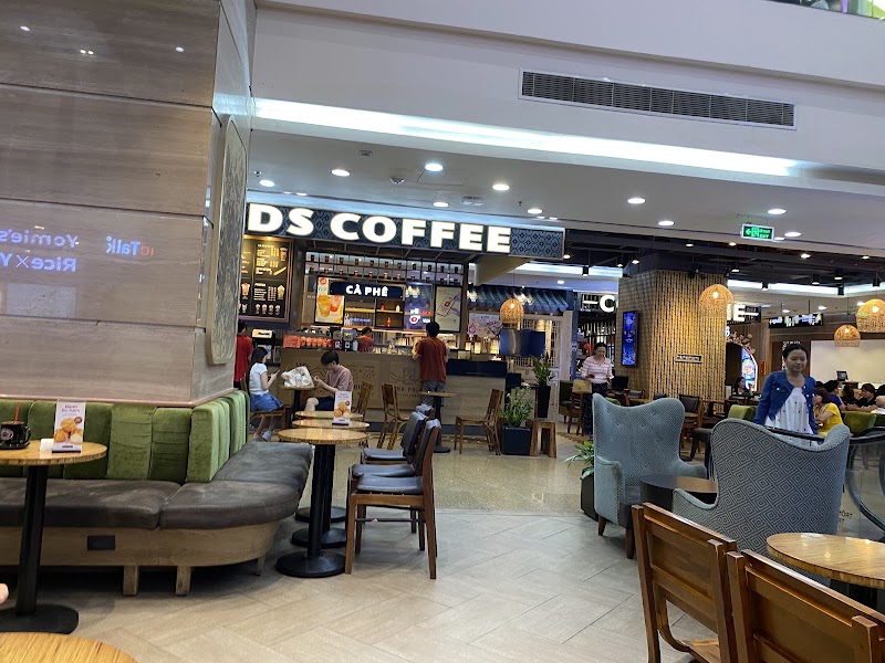 Highlands Coffee Vincom B3 - Highlands Coffee Vincom B3, 70, 72 Lê Thánh Tôn, Sài Gòn, Hồ Chí Minh, Vietnam