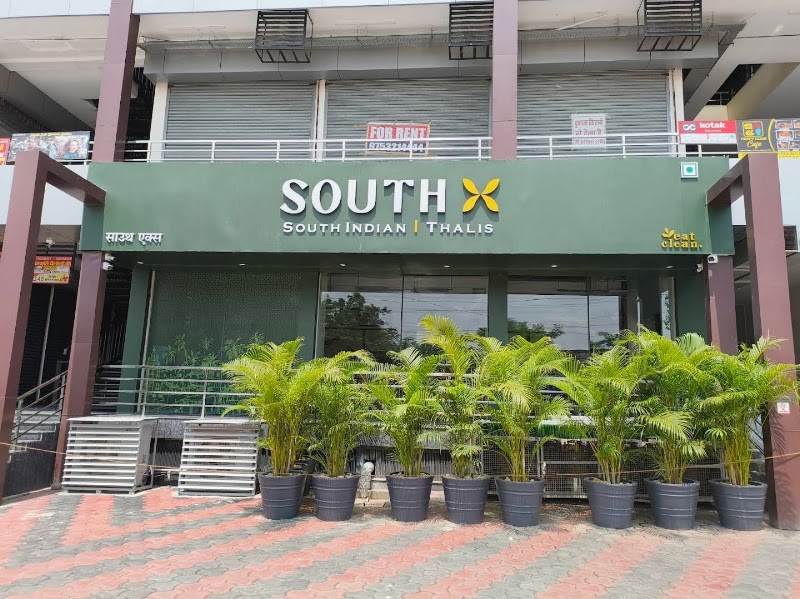 South X - South X Shop No - 7, Swarn Plaza, Chowk, RK Nagar Rd, Vasant Vihar, Bilaspur, Rajkishore Nagar, Chhattisgarh 495006, India