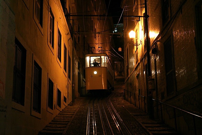 Rua Da bica de duarte belo - Rua Da bica de duarte belo, R. da Bica de Duarte Belo, 1200-259 Lisboa, Portugal