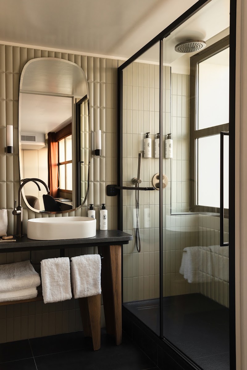 Hôtel Dame des Arts - Hôtel Dame des Arts 4 Rue Danton, 75006 Paris, France