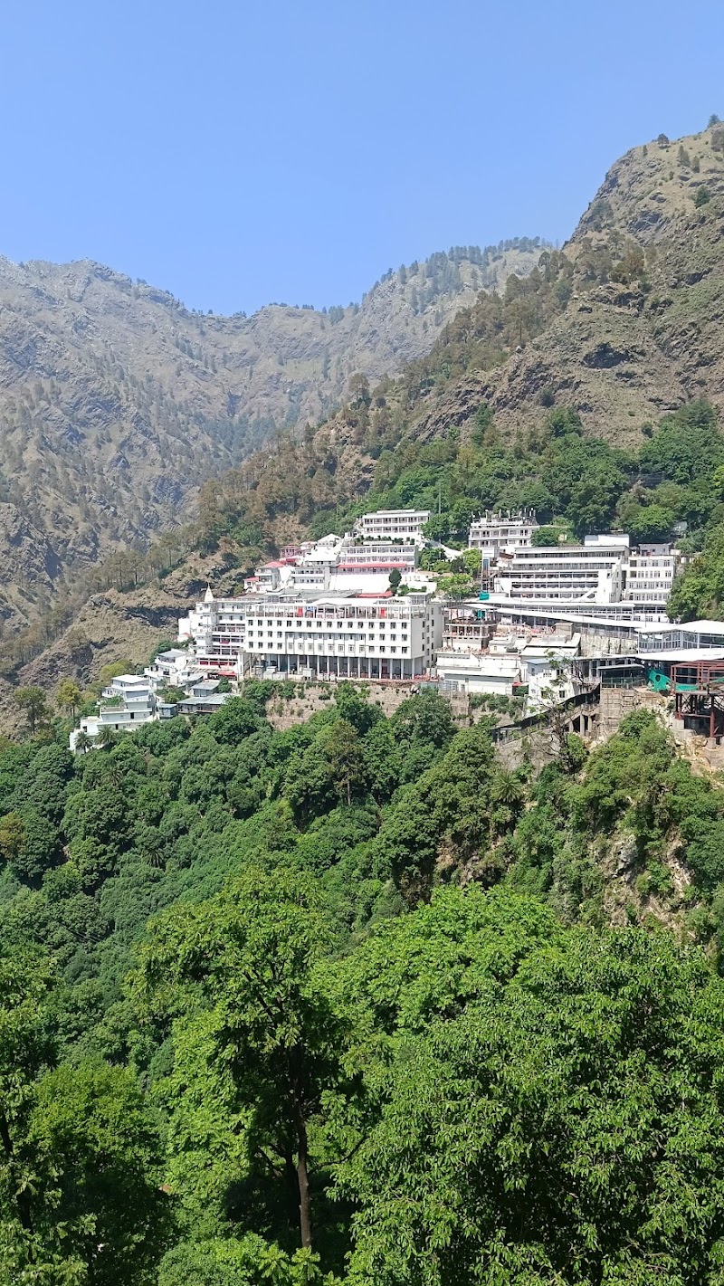 The Srishti Inn
