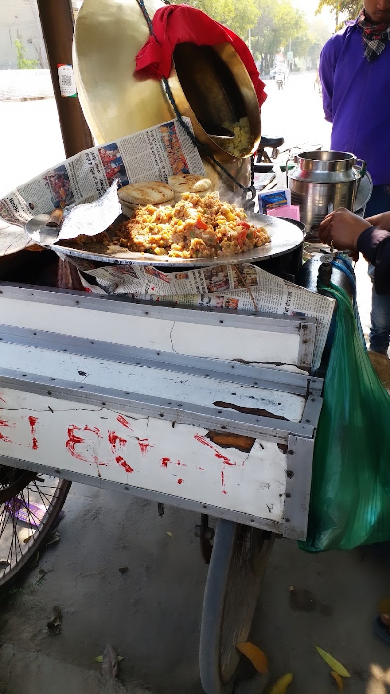 RAM SINGH KULCHE WALA - RAM SINGH KULCHE WALA, VRH8+3VW, E Block SBS Nagar, E Block, E Block SBS Nagar, Ludhiana, Punjab 141013, India