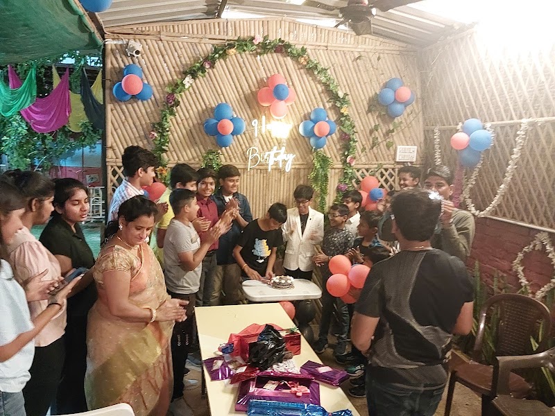 CFC The garden cafe - CFC The garden cafe 1331, Swami Vivekananda Nagar, Kota, Rajasthan 324005, India
