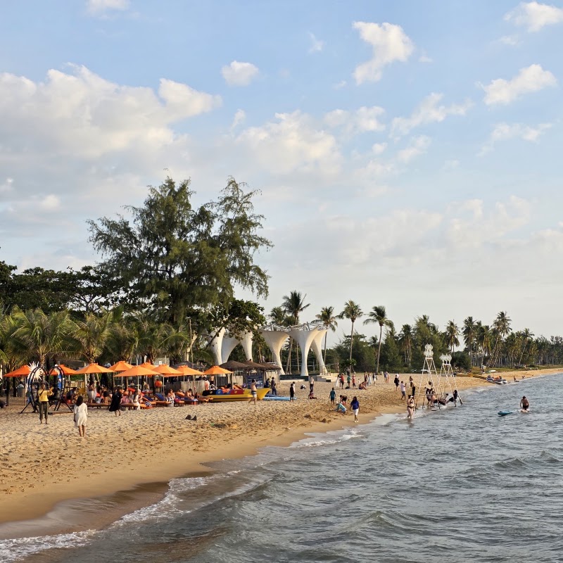 Sunset Sanato Beach Club - Sunset Sanato Beach Club, Tổ 3 ấp, Đường Bào, Phú Quốc, Kiên Giang 92000, Vietnam