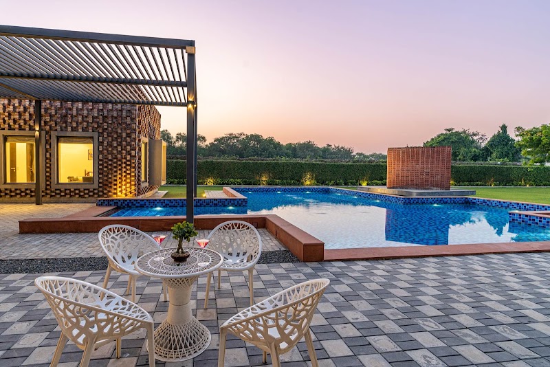 StayVista at The Brick house | Villa with Private Pool in New Delhi - StayVista at The Brick house | Villa with Private Pool in New Delhi, Nh-8, Dwarka Link Rd, D Block, Samalkha, Samalka, New Delhi, Delhi 110097, India