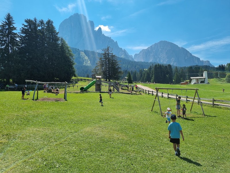 Panaraida Wasserspiele - Panaraida Wasserspiele Streda Chemun, 9, 39047 Santa Cristina Valgardena BZ, Italy