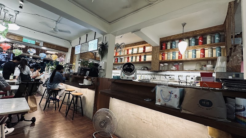Maokong Tea House - Maokong Tea House, No. 16-8號, Lane 38, Section 3, Zhinan Rd, Zhinan Village, Wenshan District, Taipei City, Taiwan 116