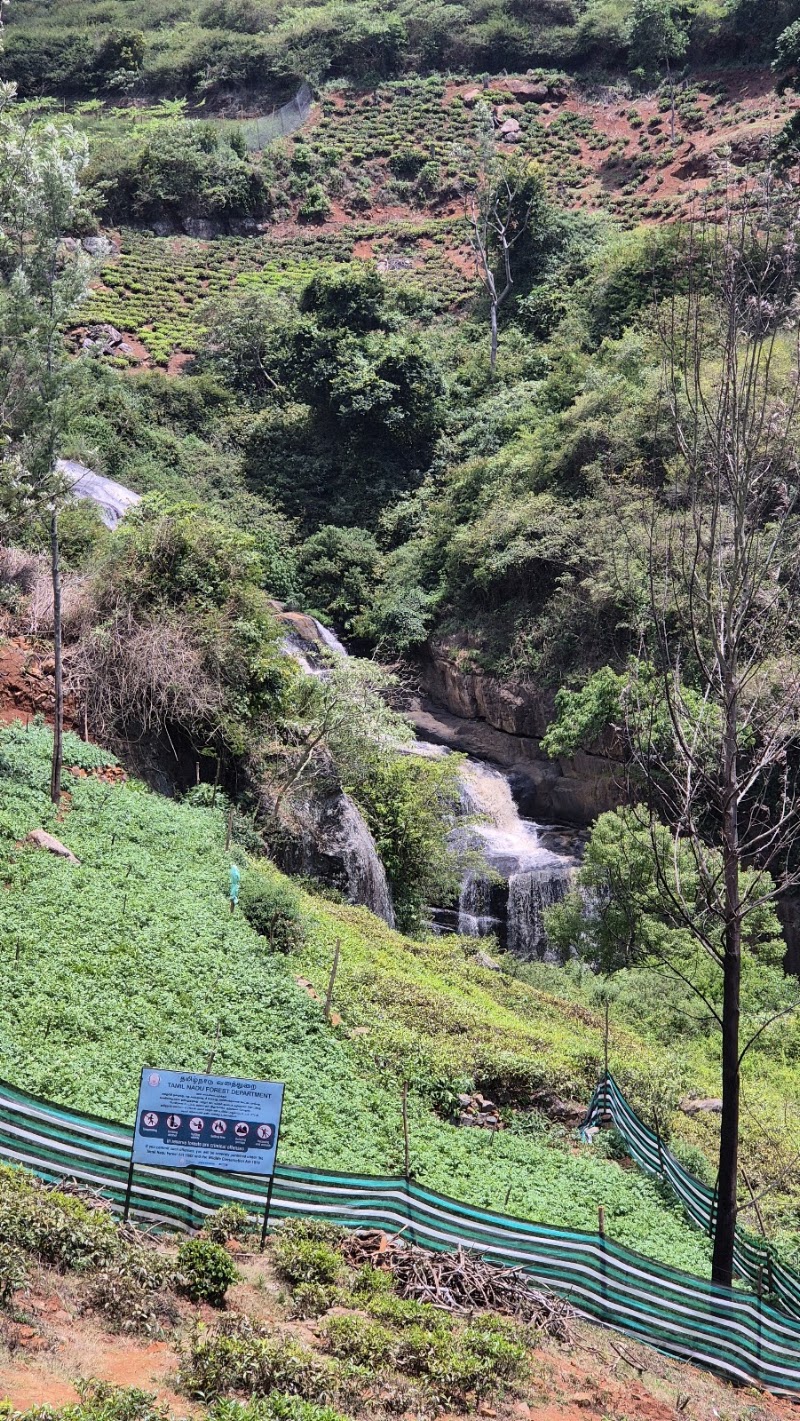Uyillati waterfalls - Uyillati waterfalls, FRCM+7H3, Kukkal, Tamil Nadu 643217, India