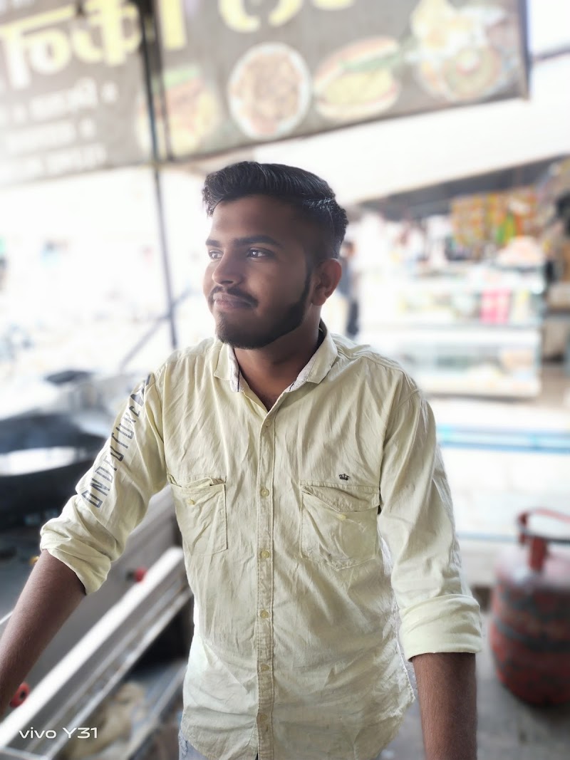 Hotel Kinara - Hotel Kinara, 4988+W5F, Lasalgaon Patoda Yeola Rd, Patoda, Maharashtra 423401, India