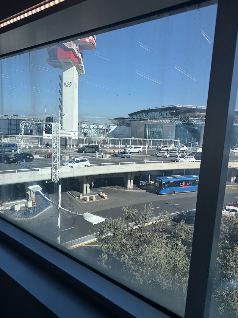 Rome Fiumicino Airport Terminal 3 - Rome Fiumicino Airport Terminal 3, Via dell'Aeroporto di Fiumicino, 320, 00054 Fiumicino RM, Italy