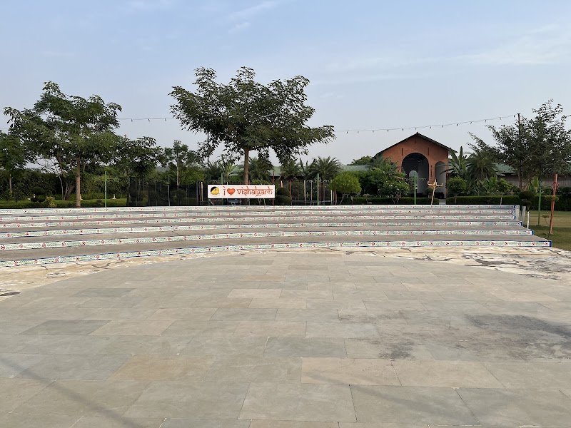 Vishalgarh Farms - Vishalgarh Farms Teekli, Garat Pur Bas Village, Near, Sohna Road, Badshahpur, Gurugram, Tikli, Haryana 122101, India