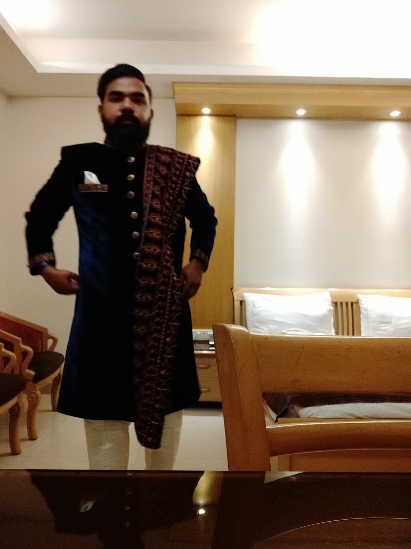 Hotel Clark Heights - Hotel Clark Heights Clark Heights, 1/1, opposite Metro Pillar Number 209, Block 1, West Patel Nagar, Patel Nagar, New Delhi, Delhi, 110008, India