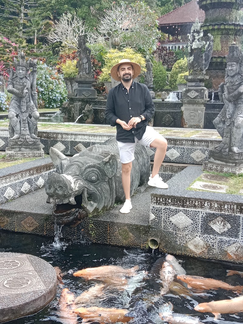UBUD DRIVER SERVICE AND TOURS - UBUD DRIVER SERVICE AND TOURS, Gg. Anila No.24, Ubud, Kecamatan Ubud, Kabupaten Gianyar, Bali 80571, Indonesia