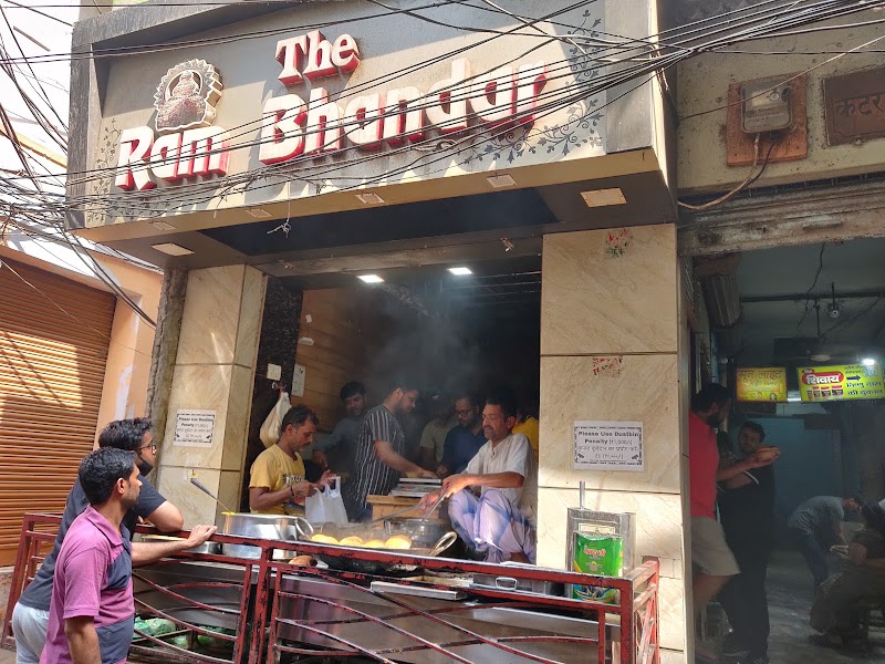 Shree Shree Ram Bhandar - Shree Shree Ram Bhandar, C.K. 16/48, Thatheri Bazar, Ghasi Tola, Varanasi, Uttar Pradesh 221001, India