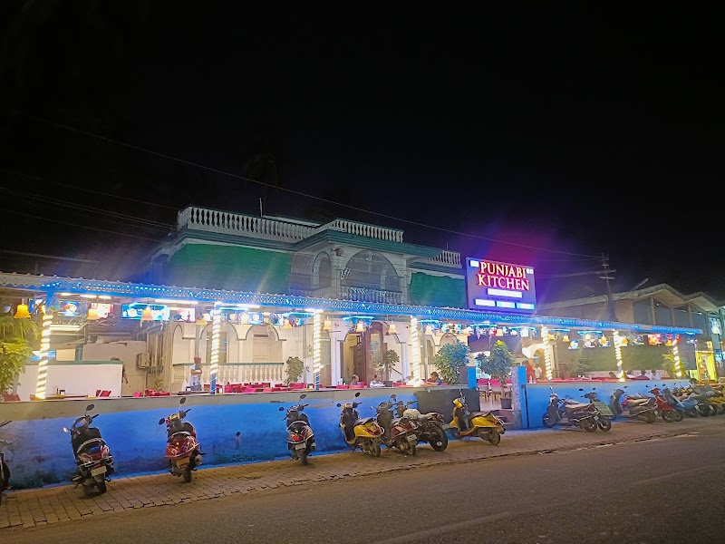 Punjabi Kitchen Bar & Restaurant - Punjabi Kitchen Bar & Restaurant Nerul - Candolim Rd, near Hyatt place, Sinquerim, Candolim, Goa 403515, India