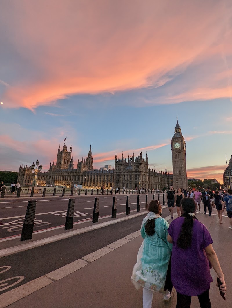 London - London London, UK