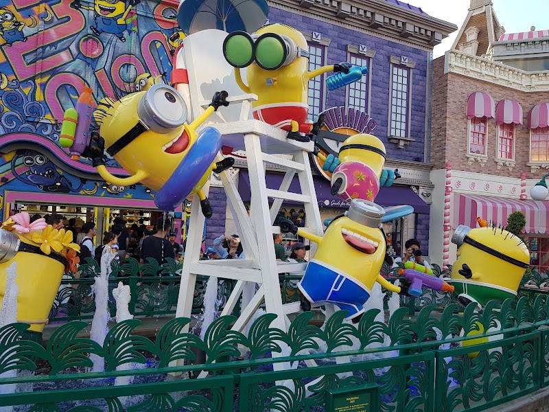Despicable Me: Minion Mayhem - Despicable Me: Minion Mayhem, 2-chōme-1-33 Sakurajima, Konohana Ward, Osaka, 554-0031, Japan