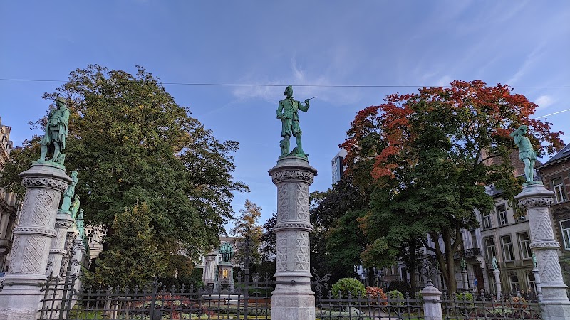 Kleine Zavelsquare - Kleine Zavelsquare Pl. du Petit Sablon 12, 1000 Bruxelles, Belgium