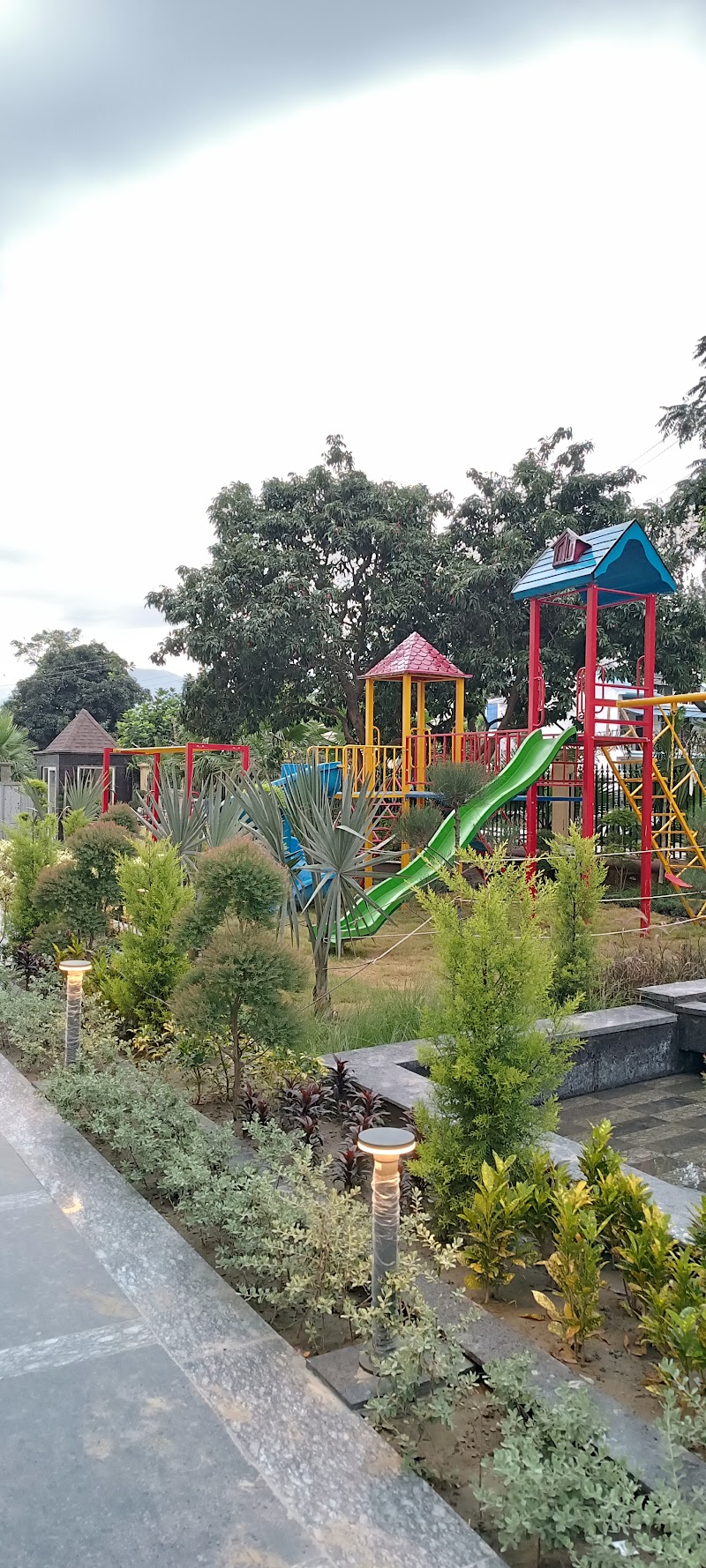 BEST ORIANA - Luxury Apartments - BEST ORIANA - Luxury Apartments, Oriana Turn, Mussoorie Rd, Malsi, Dehradun, Uttarakhand 248003, India