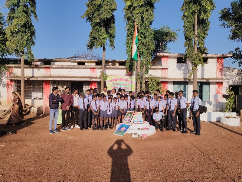Salhewara - Salhewara, QRPX+75C, Pondi, Chhattisgarh 491888, India