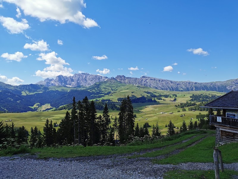 Telecabina Ortisei - Alpe di Siusi - Telecabina Ortisei - Alpe di Siusi via Piz, 1, 39040 Castelrotto BZ, Italy