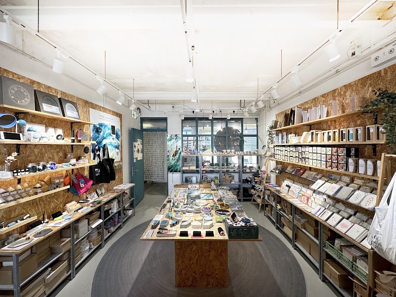 rcube store - rcube store S303, 3F, Block A, PMQ, 35 Aberdeen St, Central, Hong Kong
