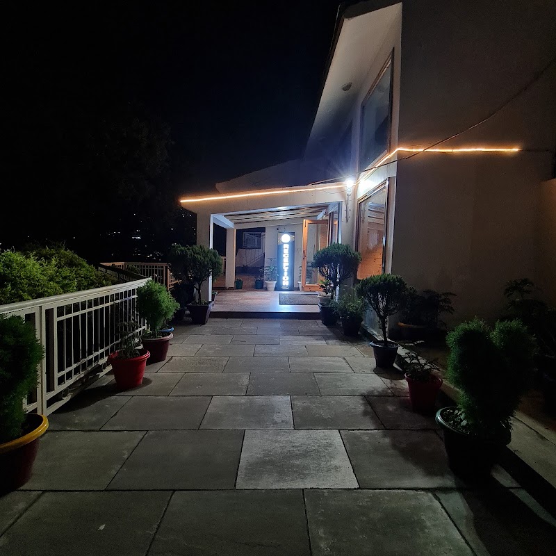KMVN TRH - KMVN TRH Thandi Rd, Tallital, Nainital, Uttarakhand 263001, India