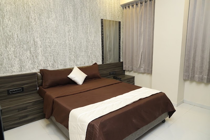 Hotel R.K Palace - Hotel R.K Palace, 501, opp. Navyug School Road, near Kenal, Pushpak Corner, Naroda, Ahmedabad, Gujarat 382345, India