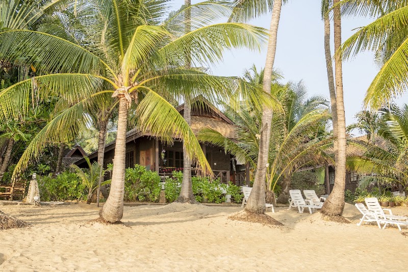 Maenam Resort - Maenam Resort 1/3 Moo 4, Maenam Beach, Suratthani, ตำบล แม่น้ำ อำเภอเกาะสมุย สุราษฎร์ธานี 84330, Thailand