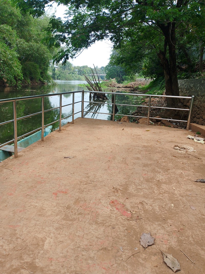 Karamana river view point - Karamana river view point FXHM+48V, Shastri Nagar, Poojapura, Thiruvananthapuram, Kerala 695012, India