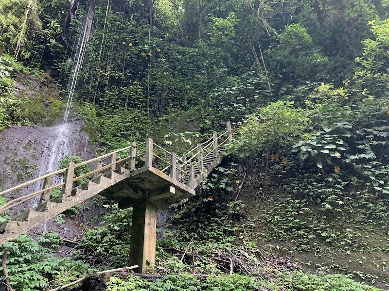 Aling-Aling Waterfall - Aling-Aling Waterfall, Sambangan, Sukasada, Buleleng Regency, Bali 81161, Indonesia