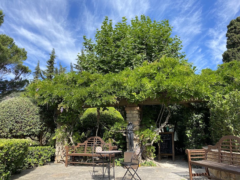 Villa Logis d'Azur - Villa Logis d'Azur, 26 Av. Henry Clews, 06210 Mandelieu-la-Napoule, France