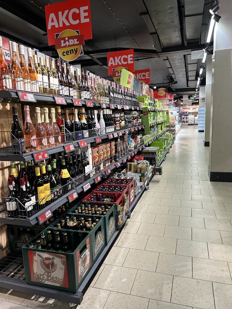 Lidl - Lidl Ankarská 2513/24, 162 00 Praha-Praha 6, Czechia