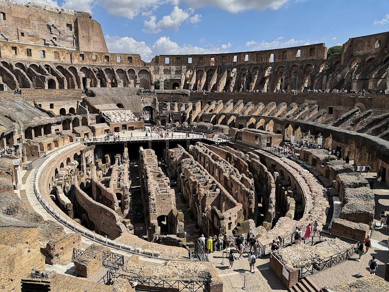Parco archeologico del Colosseo - Parco archeologico del Colosseo Piazza S. Maria Nova, 53, 00186 Roma RM, Italy