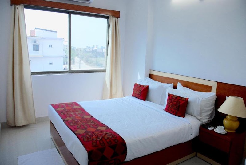 The Bodhgaya Hotel School - The Bodhgaya Hotel School Giant Buddha Rd, Bodh Gaya, Bihar 824231, India