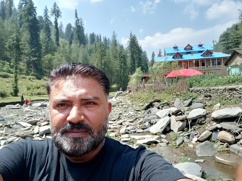 The Shiva Valley Cafe Jibhi - The Shiva Valley Cafe Jibhi Main Market, Jibhi, Rashala, Himachal Pradesh 175123, India