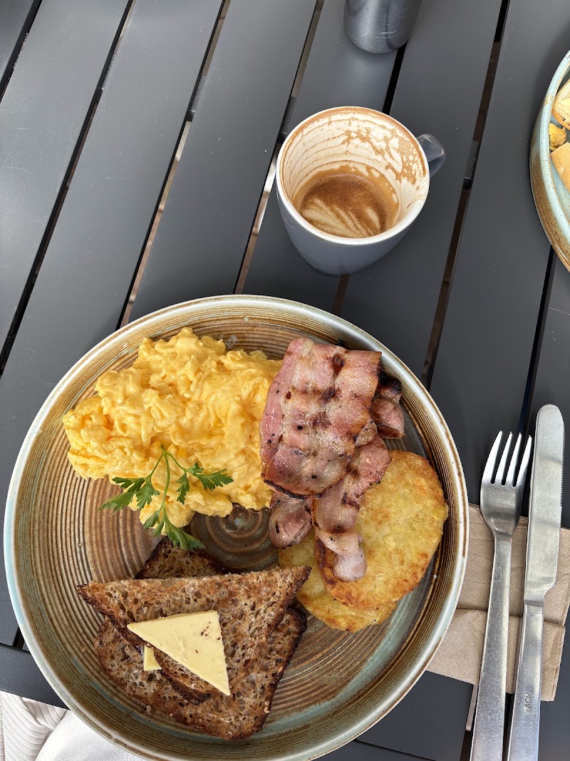 Replete Cafe & Store - Replete Cafe & Store 45 Te Heuheu Street, Taupō 3330, New Zealand