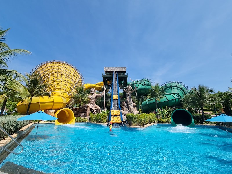 Aquatopia Water Park