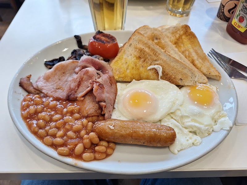 La Tazza Cafe - La Tazza Cafe 143 Praed St, Tyburnia, London W2 1RL, UK