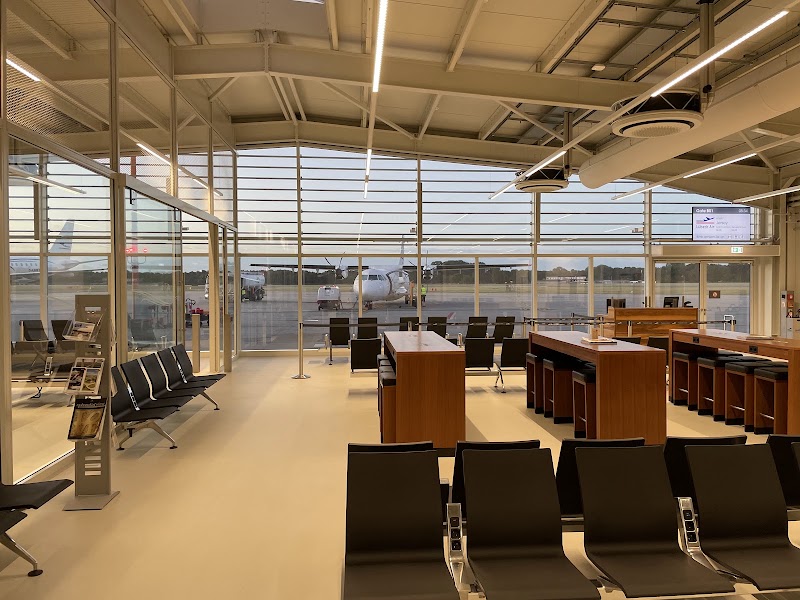 Flughafen Lübeck LBC - Flughafen Lübeck LBC, Blankenseer Str. 101, 23562 Lübeck, Germany