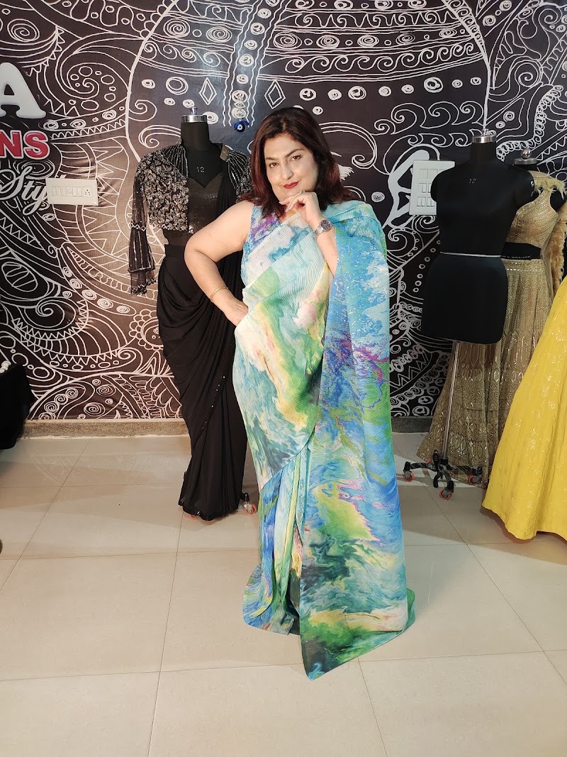 Rudra Creations Boutique - Rudra Creations Boutique 131, behind hotel Shiraz parking, Model Town, Hoshiarpur, Punjab 146001, India