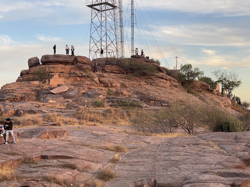 Singhoria Hill - Singhoria Hill 8249+4M9, Jodhpur, Rajasthan 342001, India