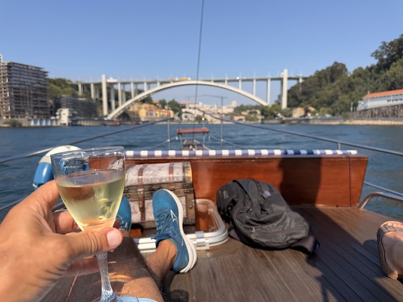 Happy Douro - Happy Douro, Gate D, R. da Praia, 4400-554 Vila Nova de Gaia, Portugal