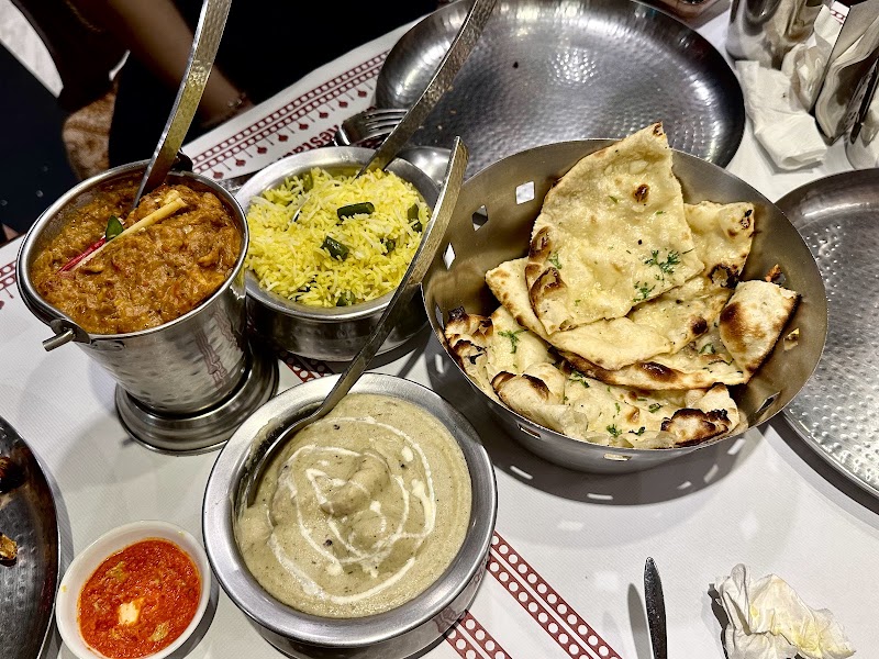 Veer Jee's Indian Restaurant 維傑 印度餐廳 - Veer Jee's Indian Restaurant 維傑 印度餐廳 104, Taiwan, Taipei City, Zhongshan District, Xiapi Village, Fuxing N Rd, 432號1樓