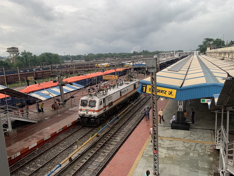 Tatanagar Junction - Tatanagar Junction, Tata Nagar, Khasmahal, Jugsalai, Jamshedpur, Jharkhand 831007, India